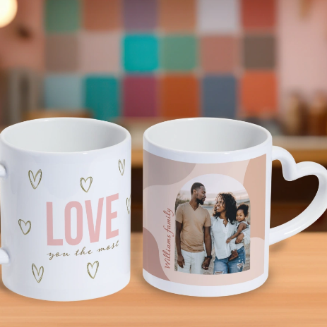 Чаша със дръжка сърце