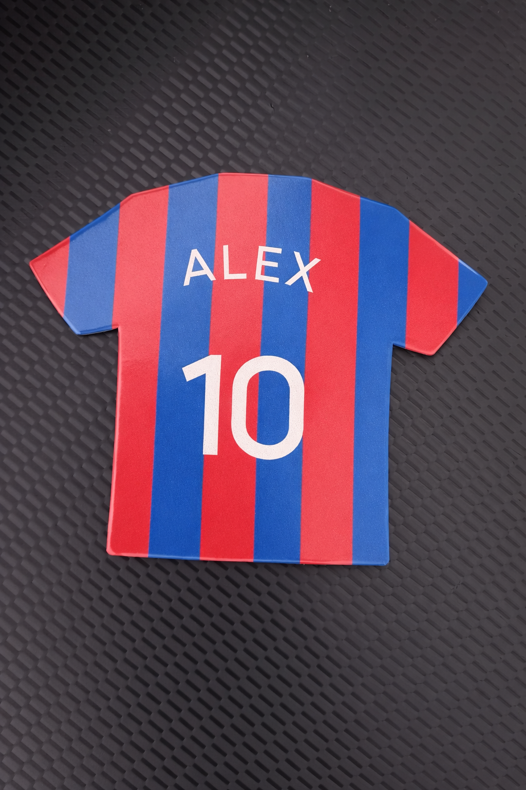 Магнит с форма на тениска